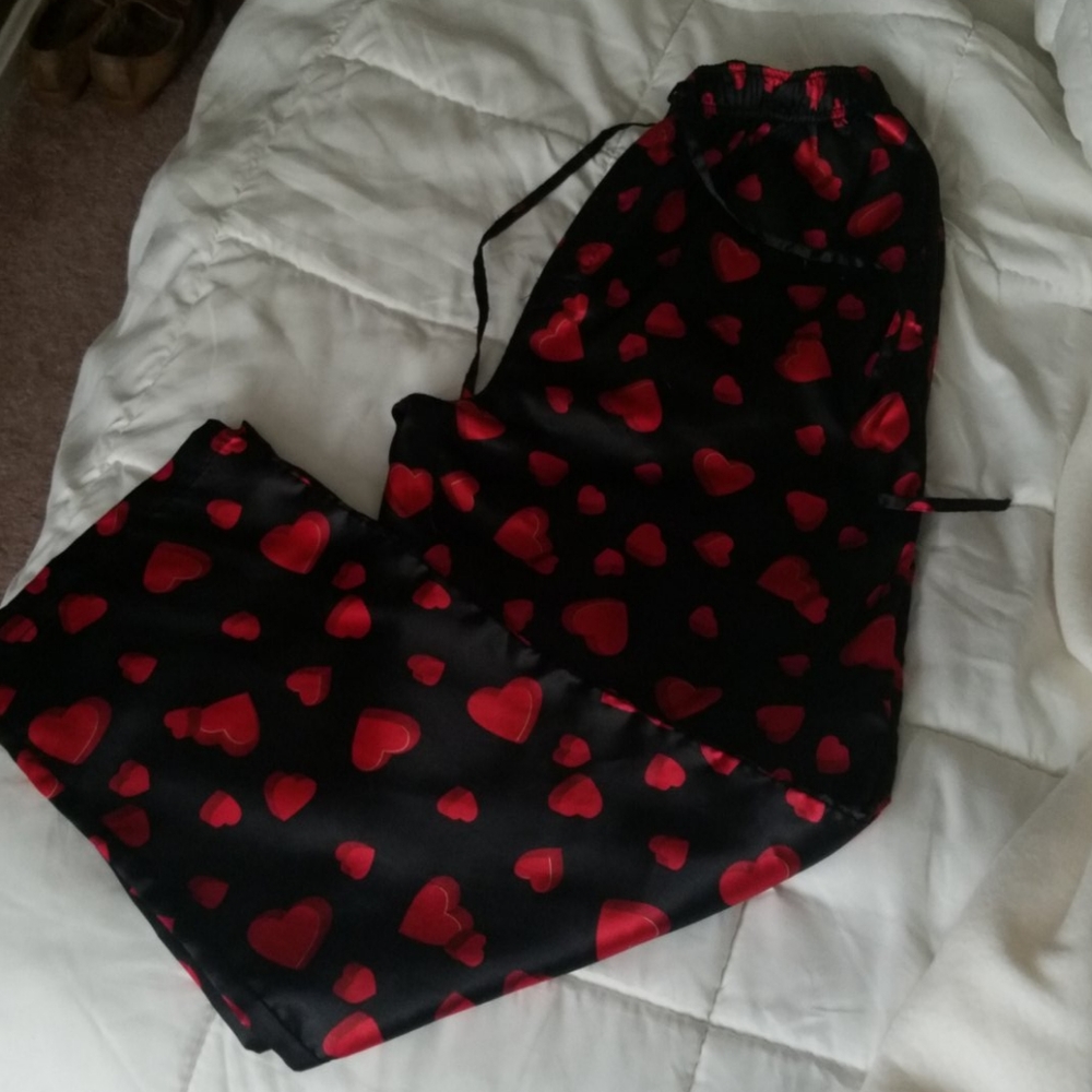 VALENTINE hearts silky sleep pants